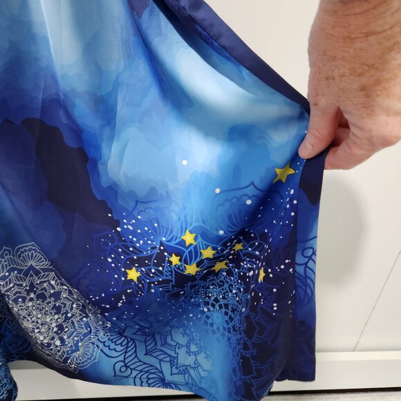Pixie Lady NEW  WITH TAGS Star and Moon Celestial Blue Details Robe - One Size - Picture 7 of 7